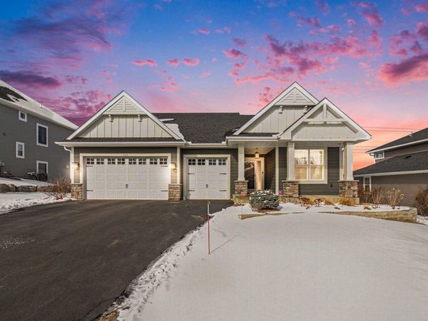 9554 7th Street N, Lake Elmo, MN 55042