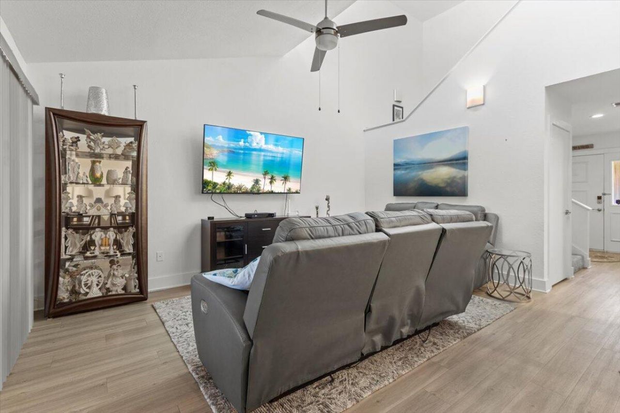 1652 SW Crossing Circle, Palm City, FL 34990 Photo