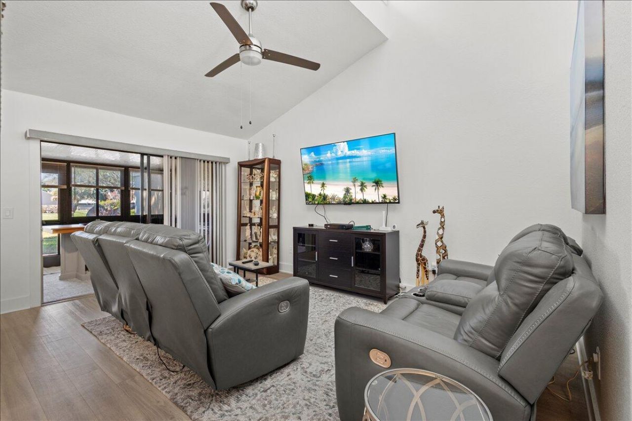 1652 SW Crossing Circle, Palm City, FL 34990 Photo