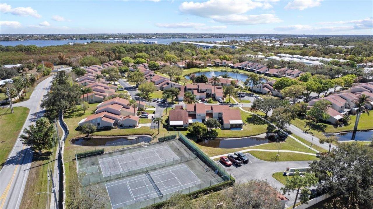 1652 SW Crossing Circle, Palm City, FL 34990 Photo