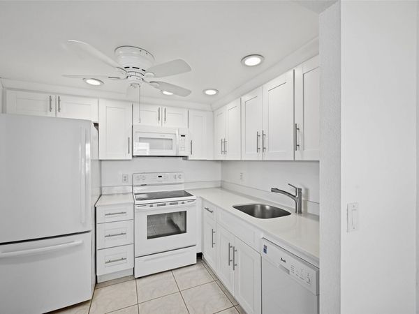 451 Monaco J, Unit j, Delray Beach, FL 33446