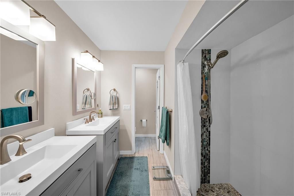 15069 Cloverdale Dr, Fort Myers, FL 33919 Photo