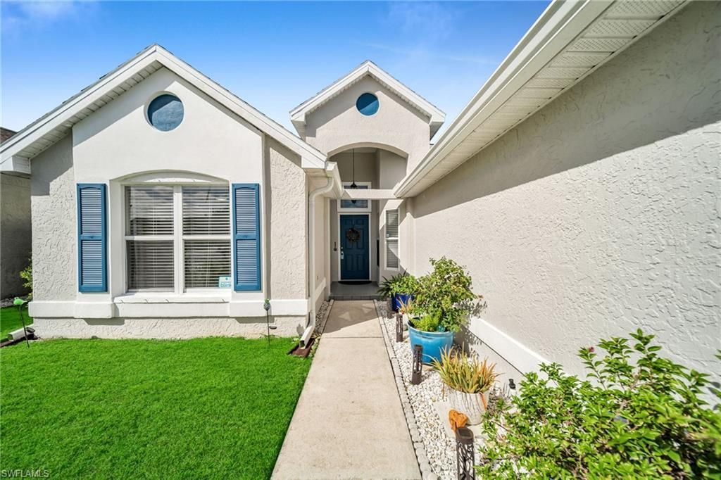 15069 Cloverdale Dr, Fort Myers, FL 33919 Photo