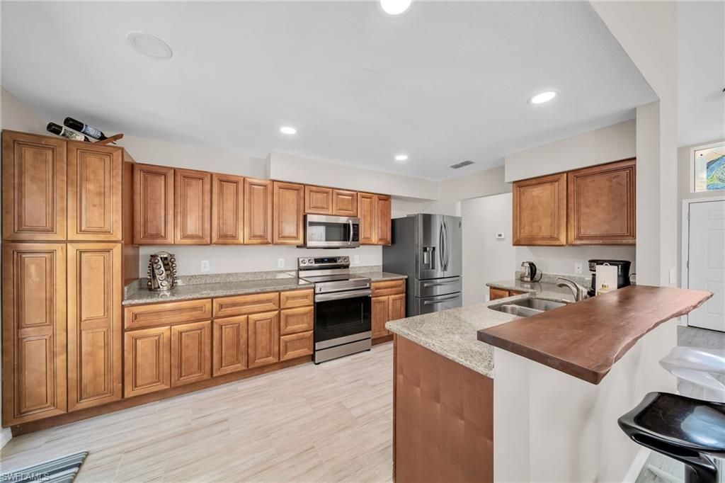 15069 Cloverdale Dr, Fort Myers, FL 33919 Photo
