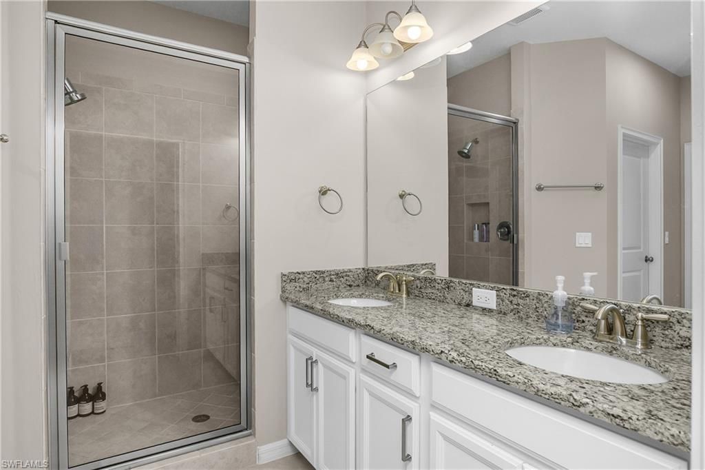 9366 Pocida Ct, Unit 203, Naples, FL 34119 Photo