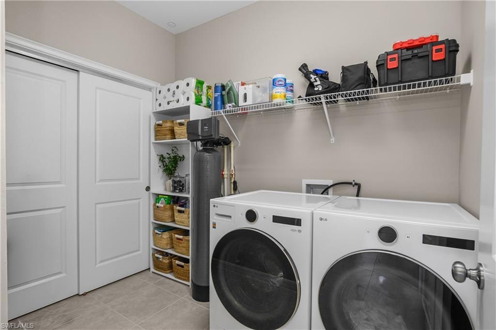 9366 Pocida Ct, Unit 203, Naples, FL 34119 Photo