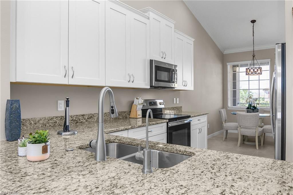 9366 Pocida Ct, Unit 203, Naples, FL 34119 Photo