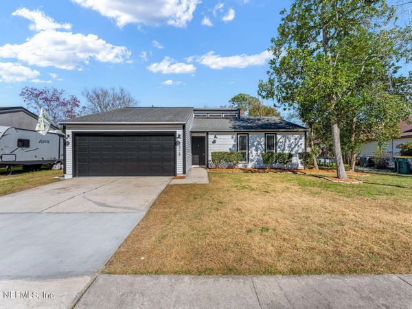 2475 WHITE HORSE Road W, Jacksonville, FL 32246