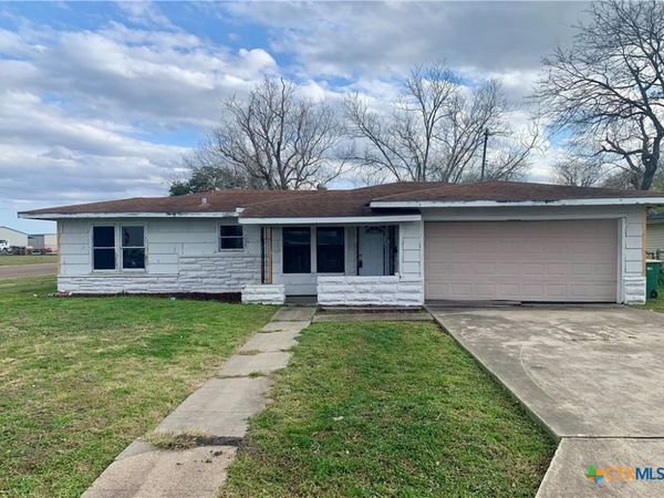 3607 Avondale Street, Victoria, TX 77901