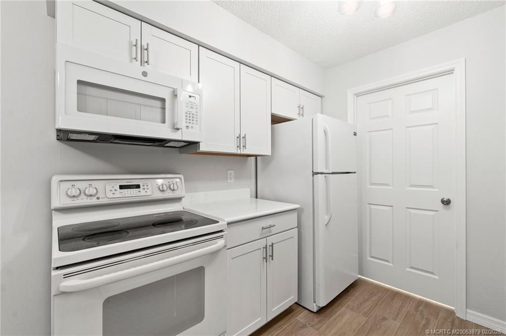 4047 NW Cinnamon Tree Circle, Jensen Beach, FL 34957 Photo