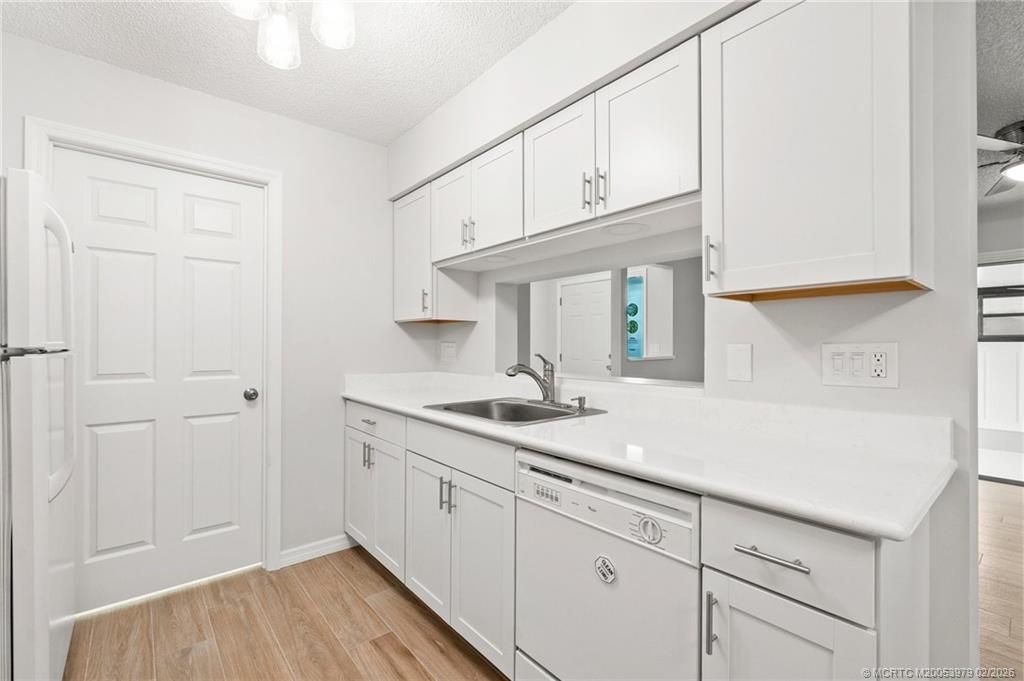 4047 NW Cinnamon Tree Circle, Jensen Beach, FL 34957 Photo