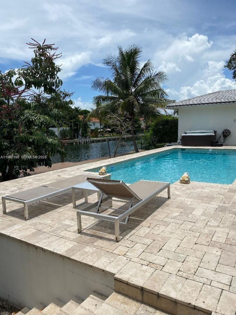 1460 Tagus Ave, Coral Gables, FL 33156 Photo