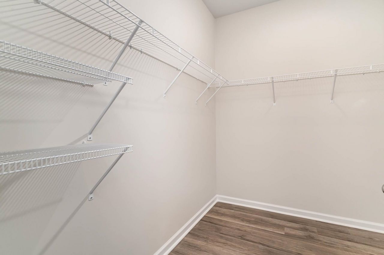 2754 Riverboat Way  Photo 15