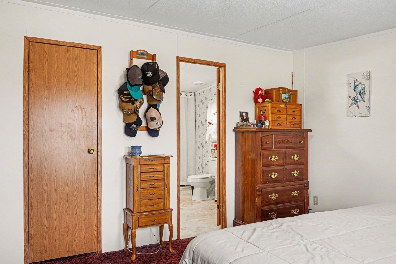 1619 Grain Bin Rd.  Photo 27