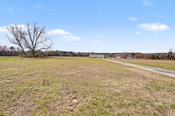 1619 Grain Bin Rd.  photo 4