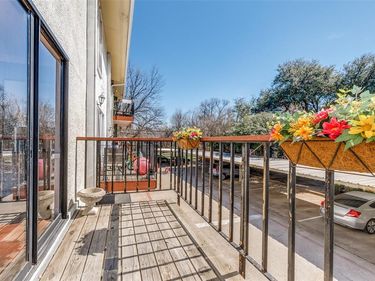 6610 Eastridge Drive, Unit 114, Dallas, TX 75231