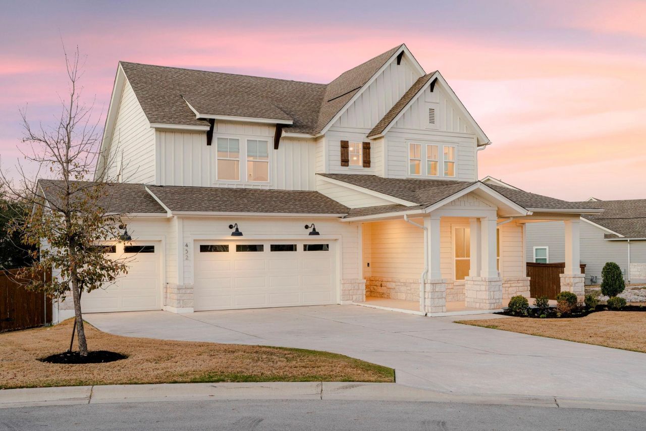 452 Crimson Sky Ct, Dripping Springs, TX 78620 Main Photo