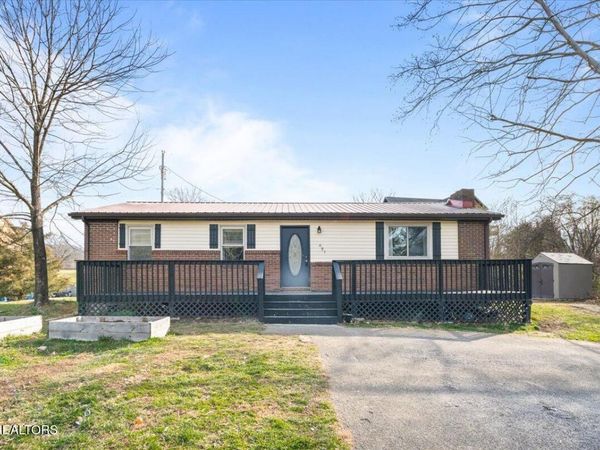 491 Tionesta Drive, Jacksboro, TN 37757