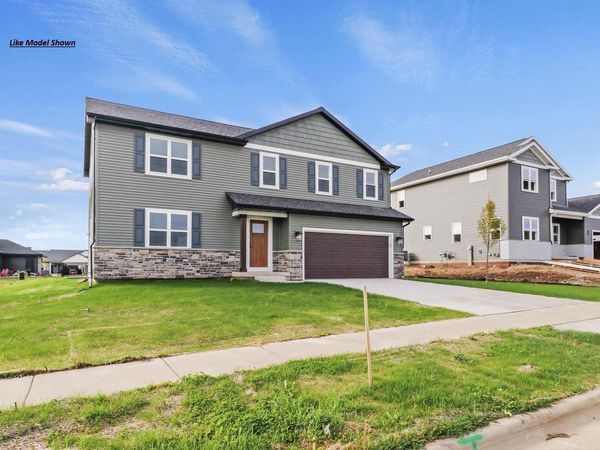 208 Michelle Lane, Cottage Grove, WI 53527