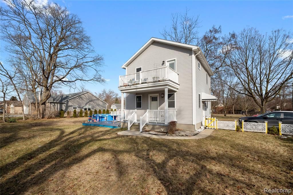 34676 Pinetree Street, Livonia, MI 48150 Main Photo