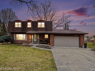16025 Wrotham Court, Clinton Twp, MI 48038