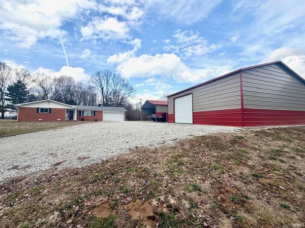 577 Sunny Acres Drive, Bedford, IN 47421