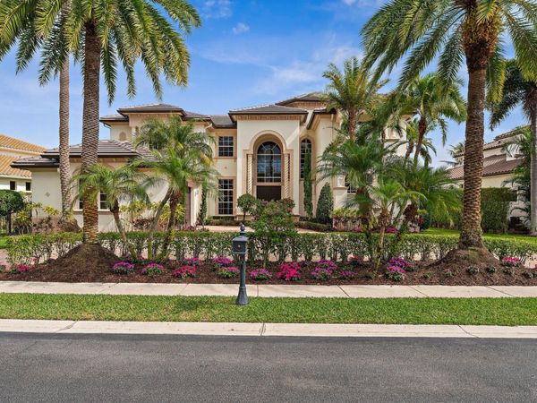 422 Savoie Drive, Palm Beach Gardens, FL 33410