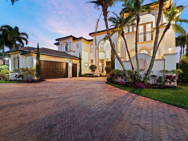 422 Savoie Drive, Palm Beach Gardens, FL 33410