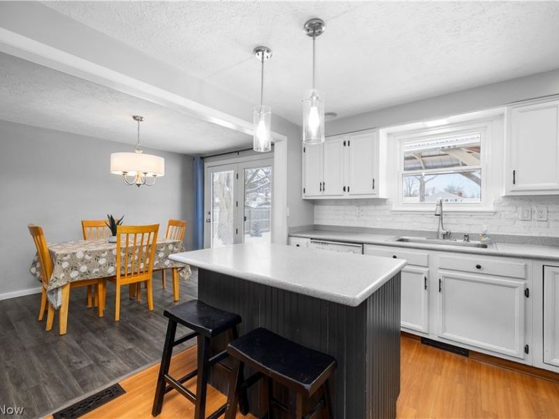 35884 Laurel Circle, North Ridgeville, OH 44039 Photo 13