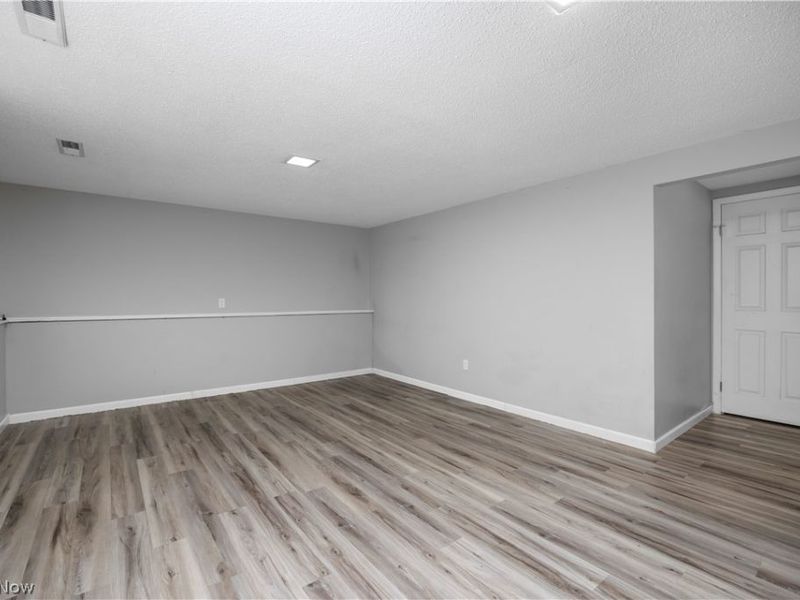 35884 Laurel Circle, North Ridgeville, OH 44039 Photo 26