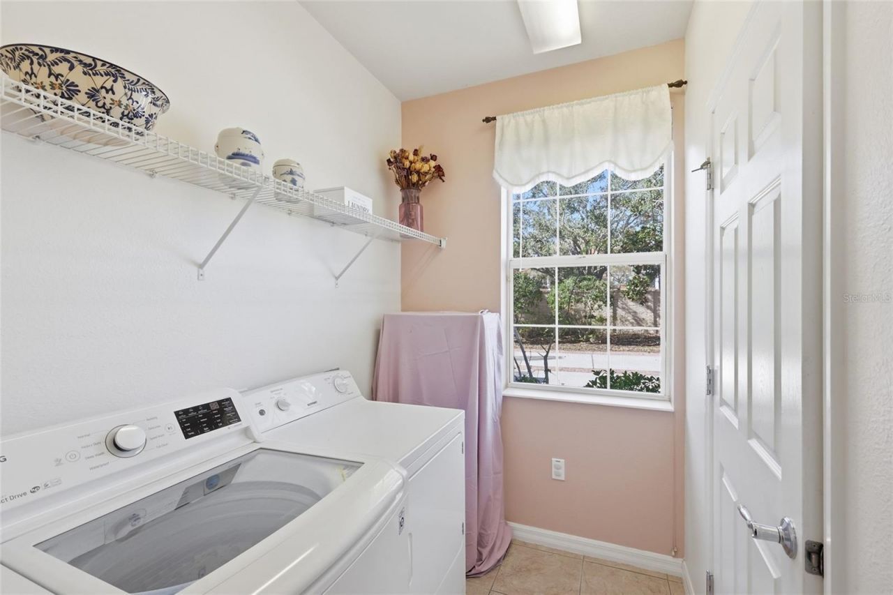 3880 82nd Avenue Circle E, Unit 104, Sarasota, FL 34243 Photo