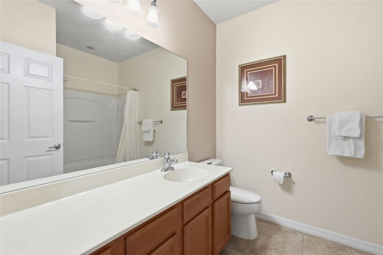 3880 82nd Avenue Circle E, Unit 104, Sarasota, FL 34243 Photo