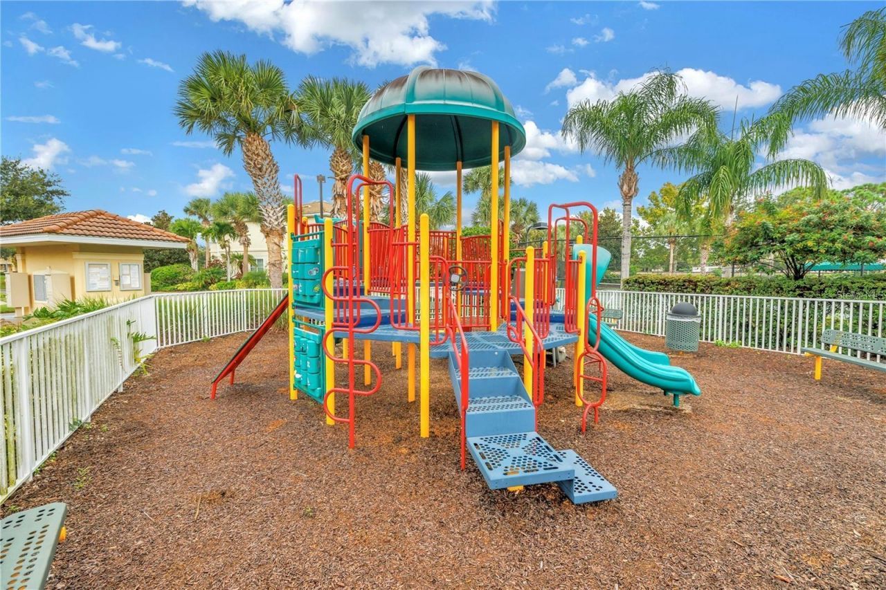 3880 82nd Avenue Circle E, Unit 104, Sarasota, FL 34243 Photo