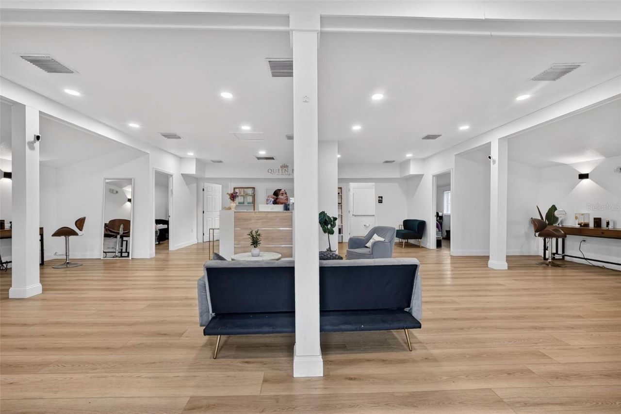 411 Flagler Avenue, New Smyrna Beach, FL 32169 Photo