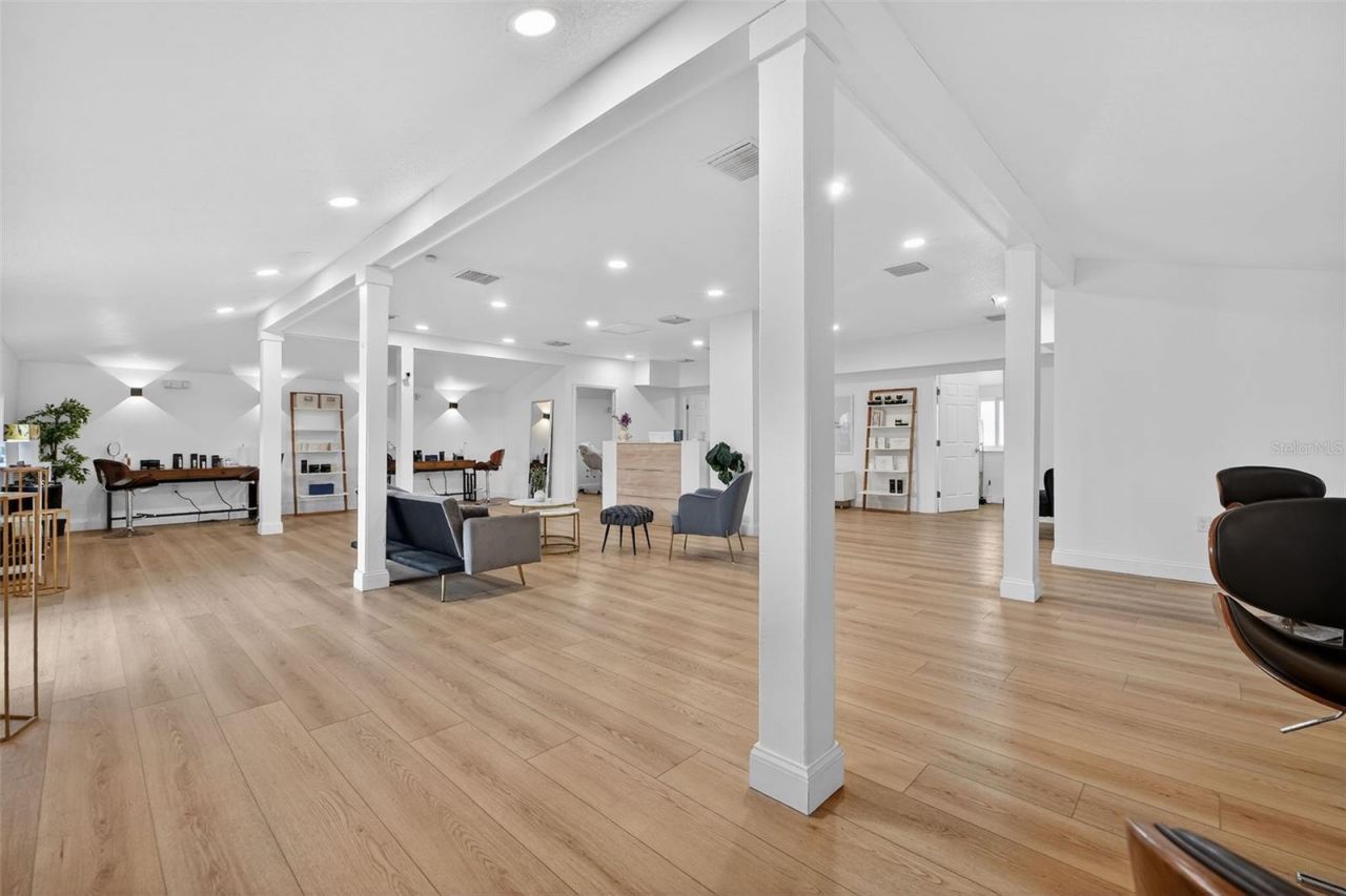 411 Flagler Avenue, New Smyrna Beach, FL 32169 Photo