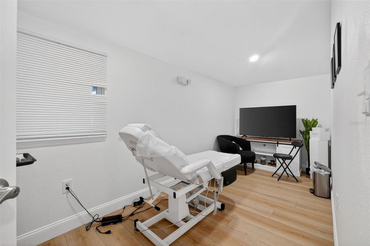 411 Flagler Avenue, New Smyrna Beach, FL 32169 Photo