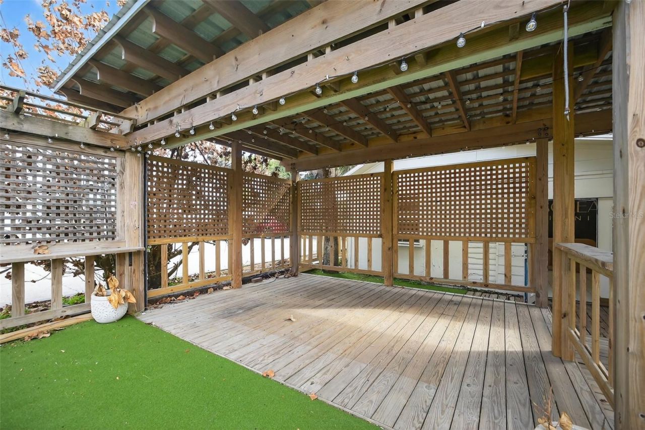 411 Flagler Avenue, New Smyrna Beach, FL 32169 Photo