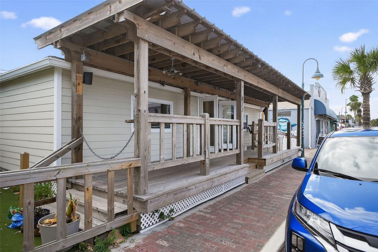 411 Flagler Avenue, New Smyrna Beach, FL 32169 Photo