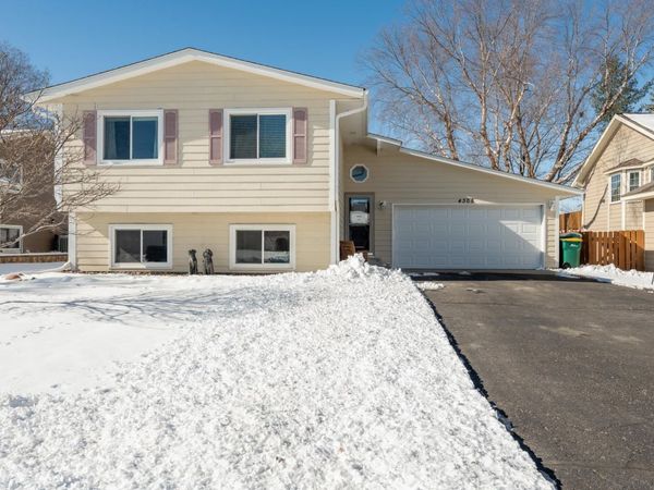 4305 Eagle Crest Drive, Eagan, MN 55122