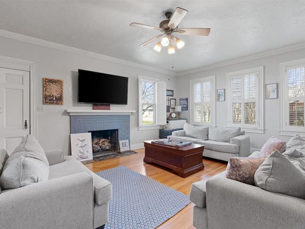 1543 W Clark ST, Bartlett, TX 76511
