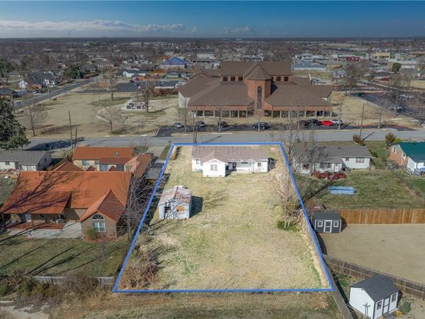 1412 Cypress Street , Rogers, AR 72758