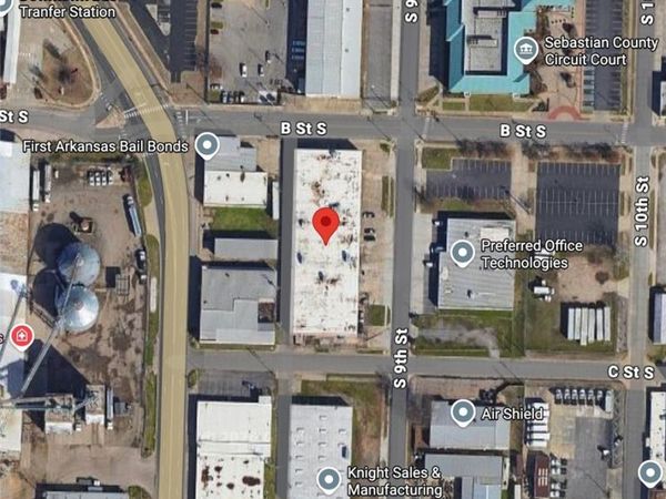 320 S 9th Street , Fort Smith, AR 72901