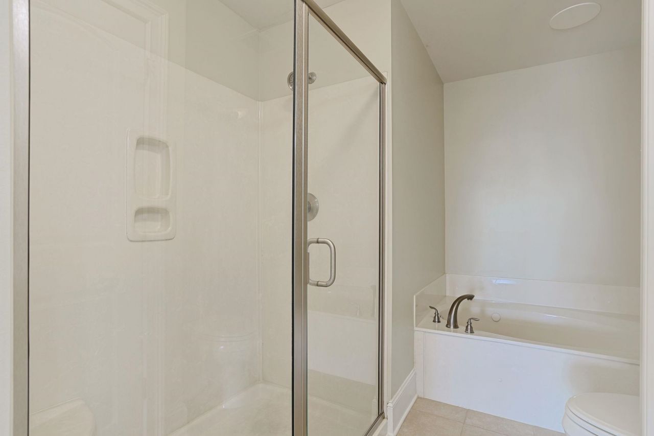 257 Venice Way  Photo 17