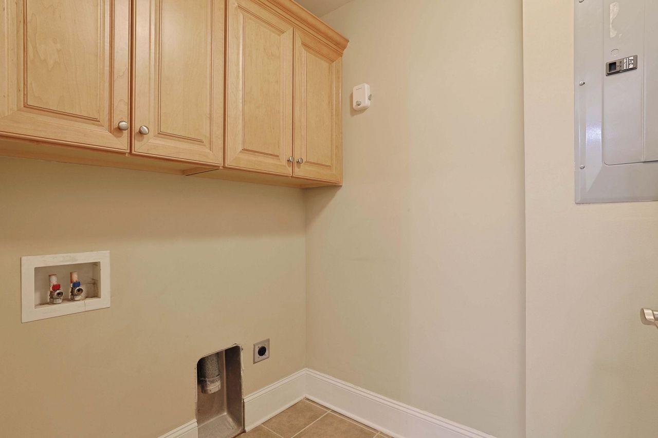 257 Venice Way  Photo 28