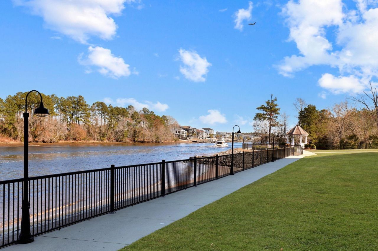 257 Venice Way  Photo 45