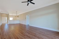 257 Venice Way  photo 4