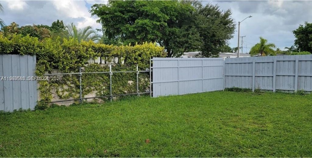 10835 SW 41st Ter , Miami, FL 33165 Photo