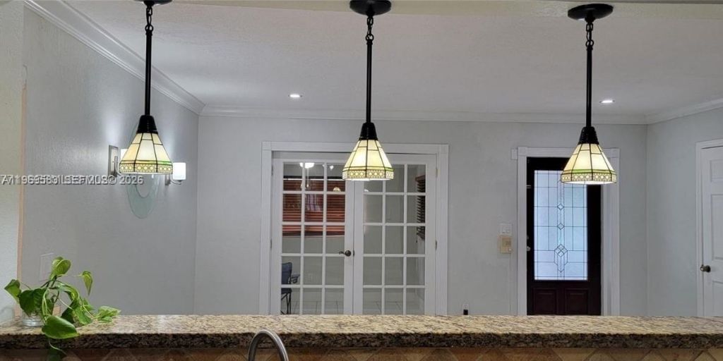 10835 SW 41st Ter , Miami, FL 33165 Photo