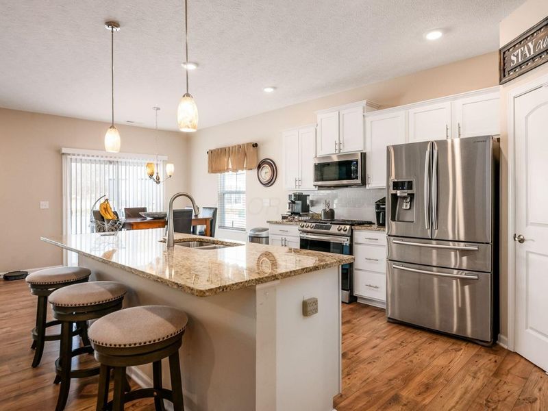 521 Curry Drive , Pataskala, OH 43062 Photo 10