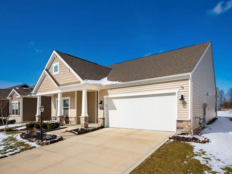 521 Curry Drive , Pataskala, OH 43062 Photo 3